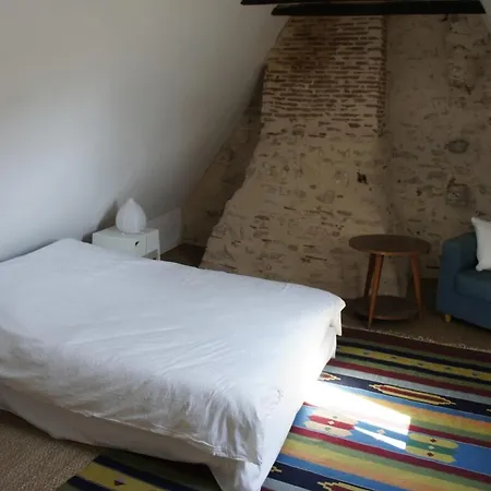 Maison De Village Renovee