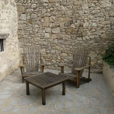 Casa de Férias Maison De Village Renovee Meyronne