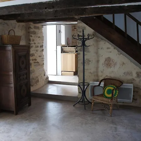 Maison De Village Renovee Casa de Férias *